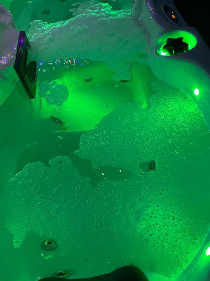 Bankhead Accommodation With Hot Tub Aberdeenshire Gamrie Exteriör bild