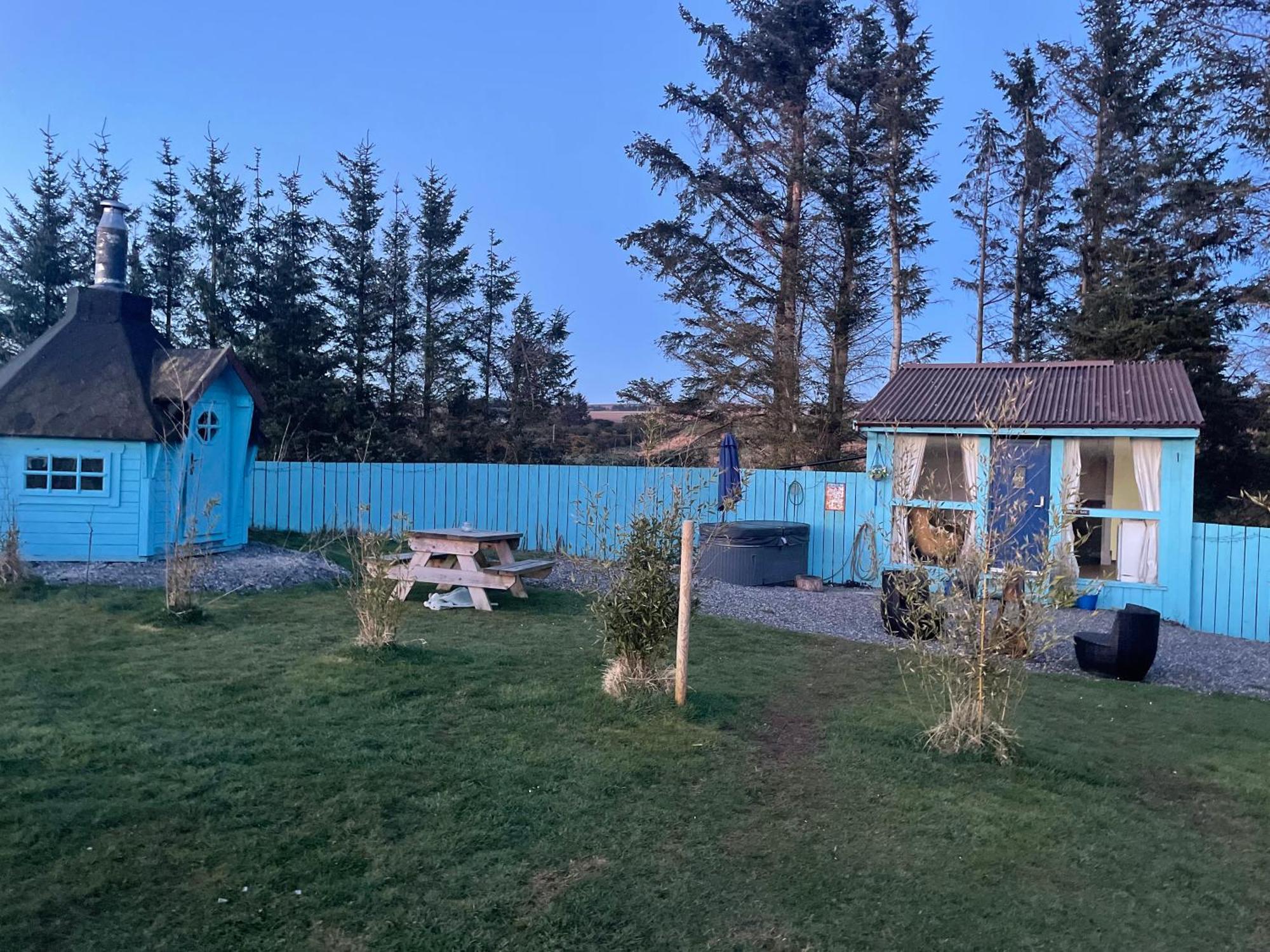 Bankhead Accommodation With Hot Tub Aberdeenshire Gamrie Exteriör bild